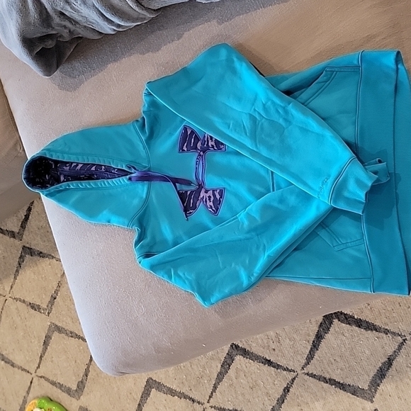 Womens UA storm hoodie - Picture 2 of 4